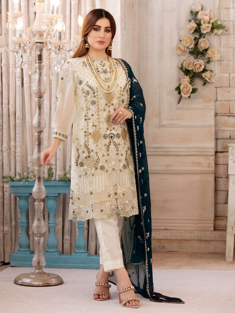 latest pakistani salwar suit